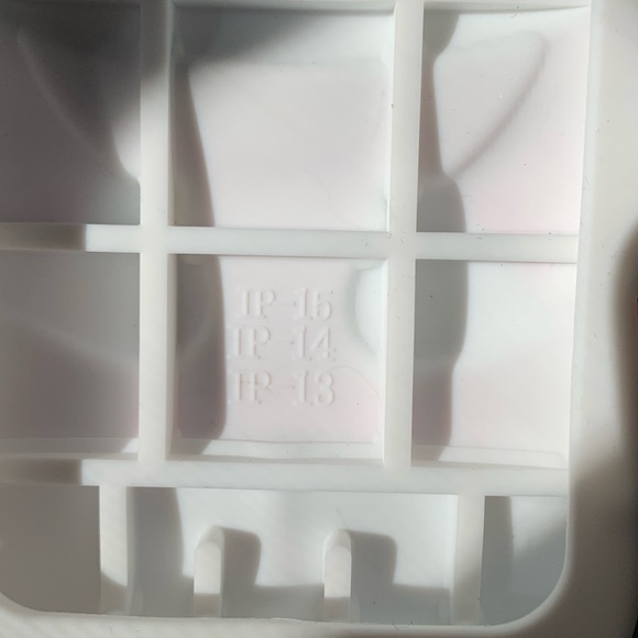 Hello kitty iPhone 13/14/15 case - Picture 2 of 2